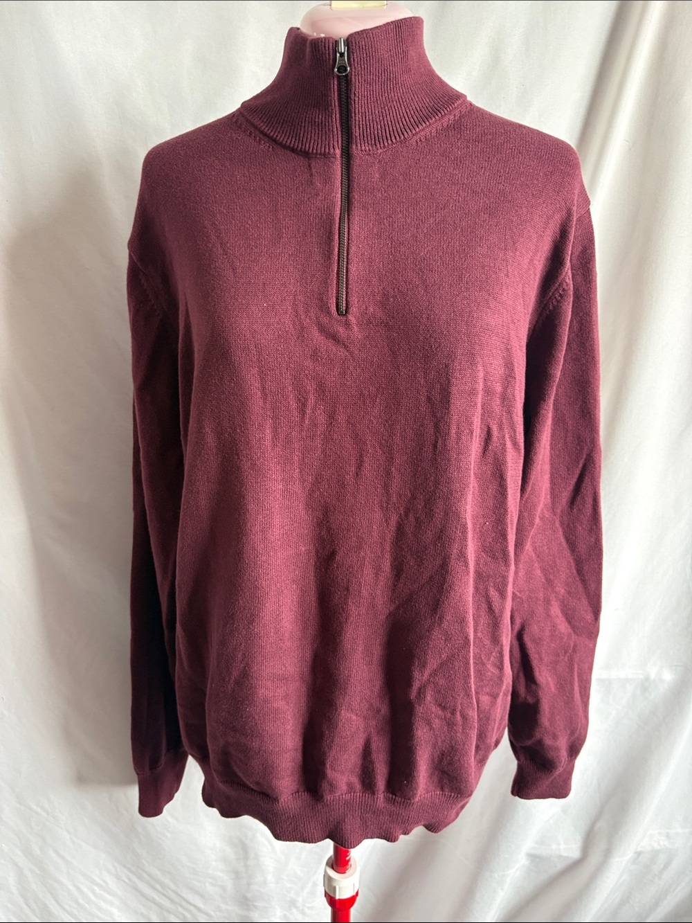 Amazon Essentials Men's Zip Mock Neck Sweater - Wine